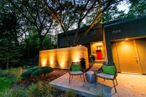 modern landscape lighting
